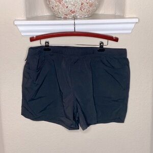 Carhartt Women’s Shorts Size XXL